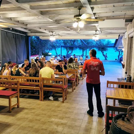 Nocleg ze śniadaniem Pansion Karoca 3*
