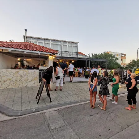 Pansion Karoca Nocleg ze śniadaniem Vodice