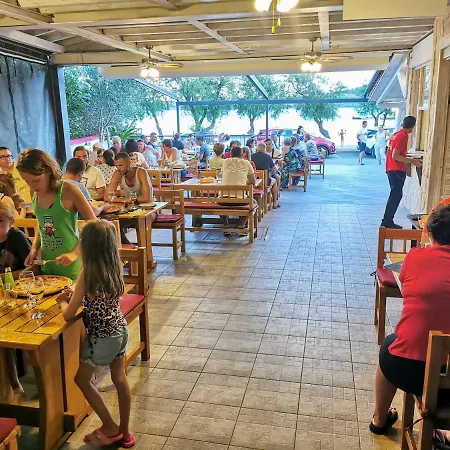 Pansion Karoca Nocleg ze śniadaniem Vodice