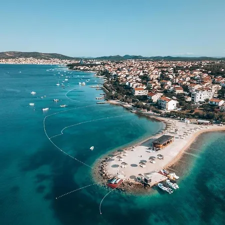Pansion Karoca Nocleg ze śniadaniem 3*