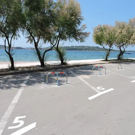 Pansion Karoca Bed & Breakfast 4*