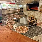 Pansion Karoca 3* Vodice
