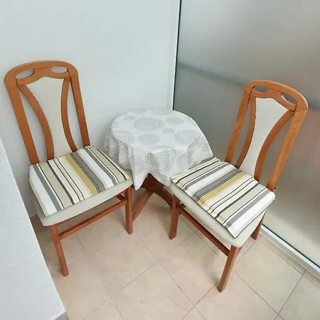 Pansion Karoca Vodice